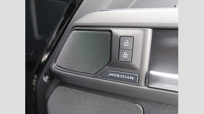 Defender 110 23
