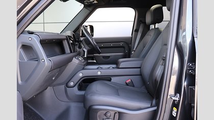 Defender 110 2