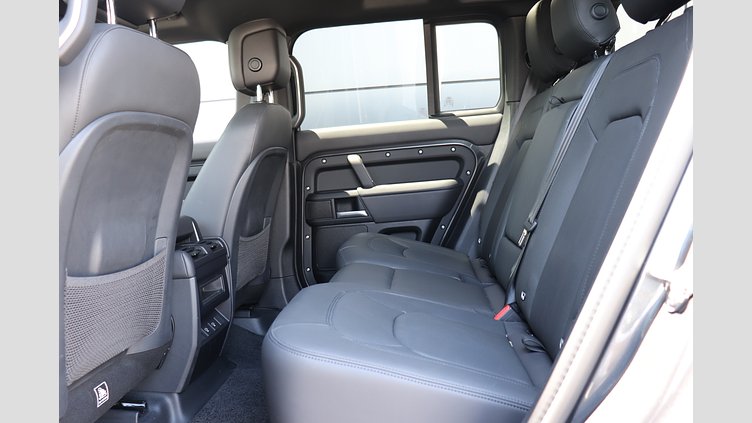 2025 認定中古車 Land Rover Defender 110 カルパチアングレイ D350 ディーゼルマイルドハイブリッド X-Dynamic HSE