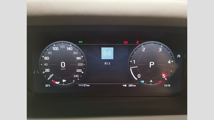 2025 認定中古車 Land Rover Defender 110 パンゲアグリーン D350 ディーゼルマイルドハイブリッド X-Dynamic SE