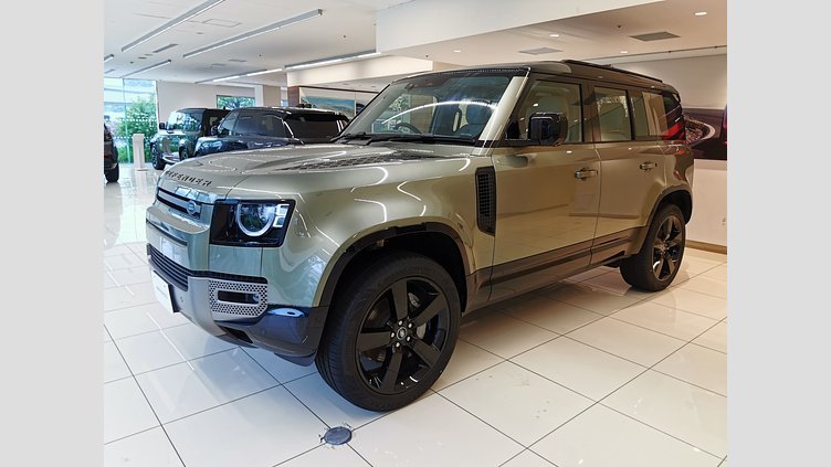 2025 認定中古車 Land Rover Defender 110 パンゲアグリーン D350 ディーゼルマイルドハイブリッド X-Dynamic SE