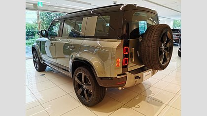 Defender 110 1