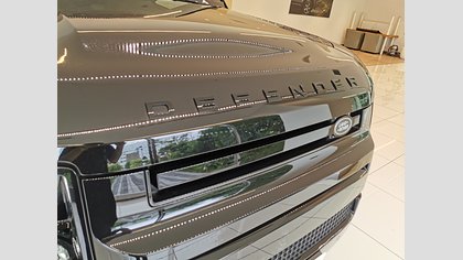 Defender 110 28