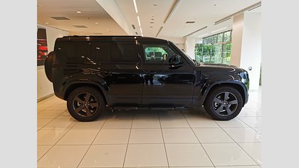 Defender 110 12