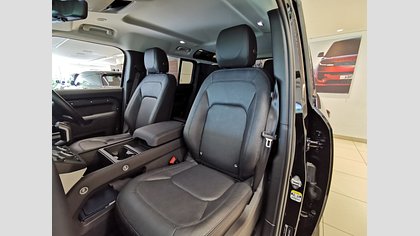 Defender 110 2