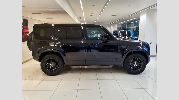 2025 認定中古車 Land Rover Defender 110 サントリーニブラック D350 ディーゼルマイルドハイブリッド S
