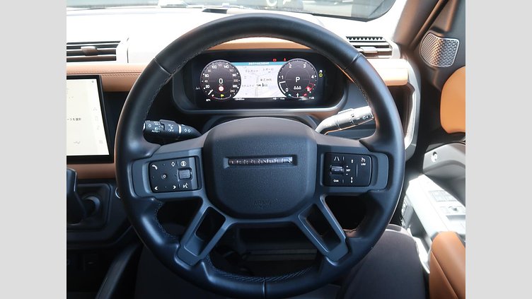 2024 認定中古車 Land Rover Defender 110 サントリーニブラック D300 AWD（AT） X-DYNAMIC HSE