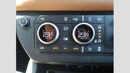 Defender 110 3