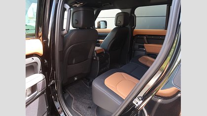 Defender 110 62
