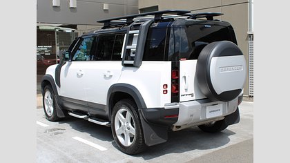 Defender 110 4