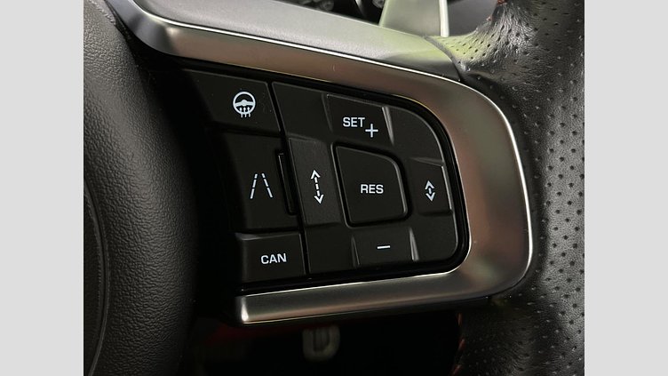 2019 認定中古車 Jaguar F-Pace Santorini Black 5L AJ133G2 P8 S/C SV SVR