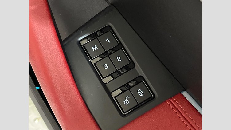 2019 認定中古車 Jaguar F-Pace Santorini Black 5L AJ133G2 P8 S/C SV SVR