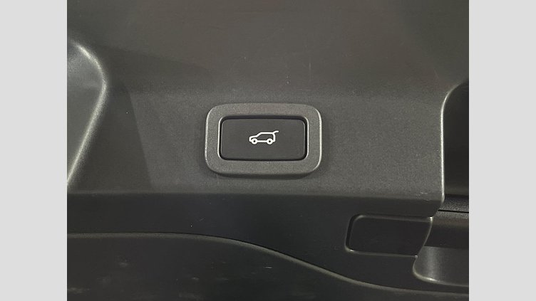 2019 認定中古車 Jaguar F-Pace Santorini Black 5L AJ133G2 P8 S/C SV SVR