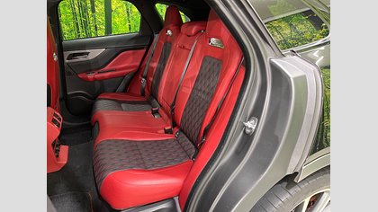 F-Pace 12
