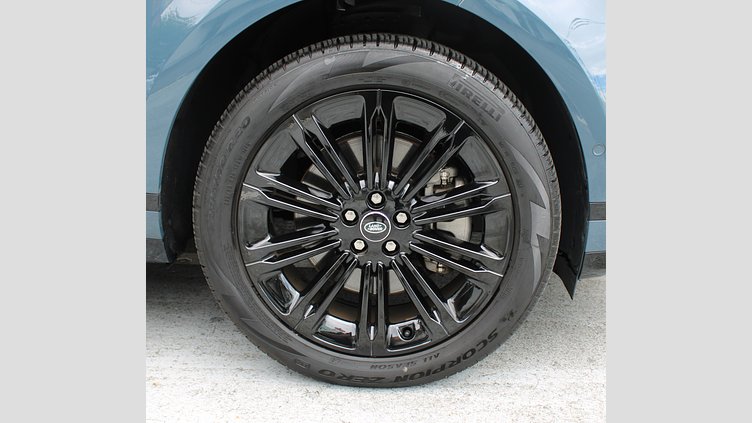 2024 認定中古車 Land Rover Range Rover Evoque トライベッカブルー D200マイルドハイブリッド（ディーゼル） Standard Wheelbase DYNAMIC SE