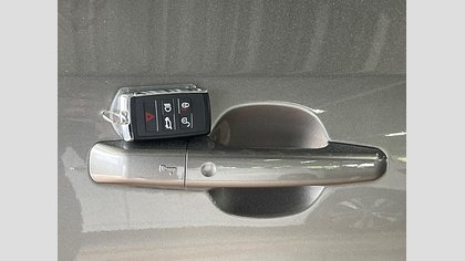 E-Pace 52