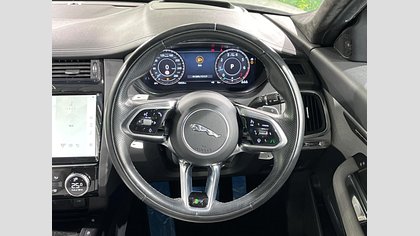 E-Pace 33