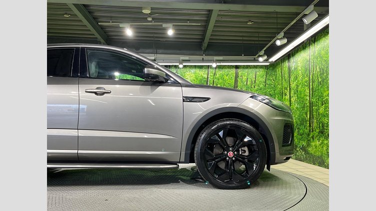 2021 認定中古車 Jaguar E-Pace シリコンシルバー P250 AWD（オートマチック） R-DYNAMIC HSE