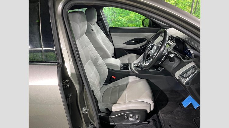 2021 認定中古車 Jaguar E-Pace シリコンシルバー P250 AWD（オートマチック） R-DYNAMIC HSE
