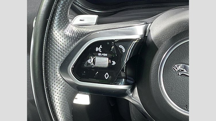 2021 認定中古車 Jaguar E-Pace シリコンシルバー P250 AWD（オートマチック） R-DYNAMIC HSE