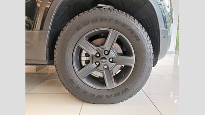 Defender 110 8