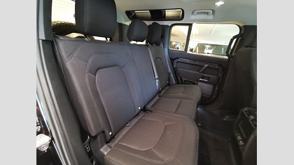 Defender 110 4