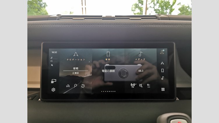 2023 認定中古車 Land Rover Defender 110 サントリーニブラック P300 AWD（AT） スタンダード
