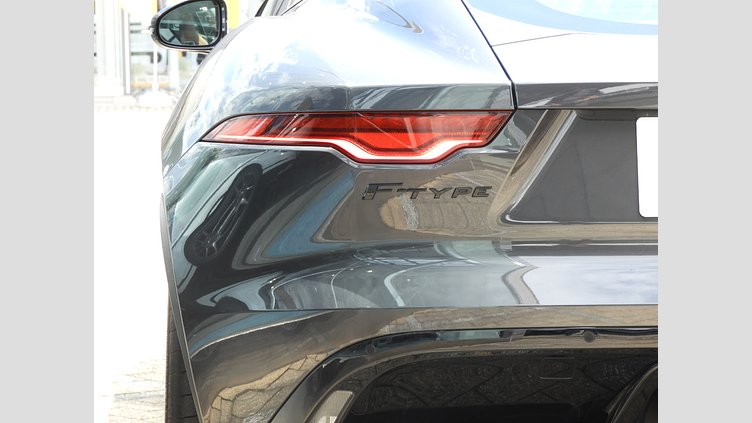 2020 認定中古車 Jaguar F-Type カルパチアングレイ P380 オートマチック 後輪駆動 F-TYPEクーペ R-DYNAMIC