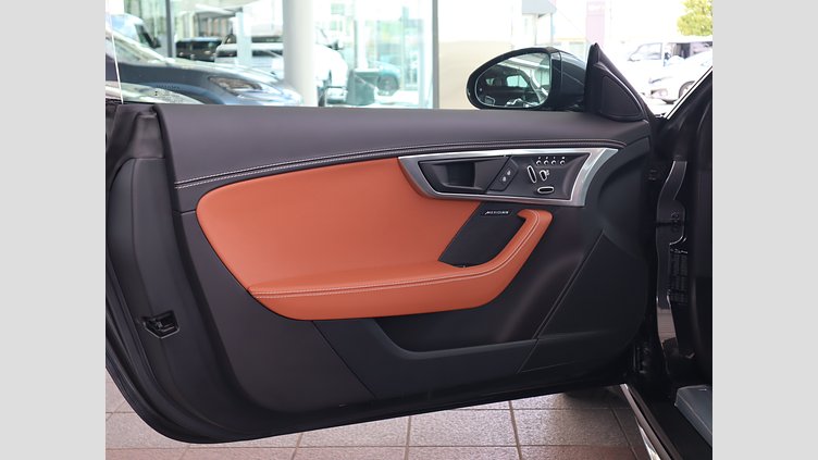 2020 認定中古車 Jaguar F-Type カルパチアングレイ P380 オートマチック 後輪駆動 F-TYPEクーペ R-DYNAMIC