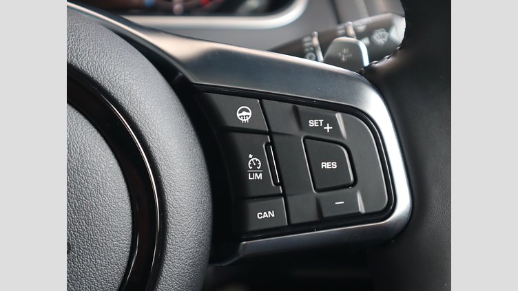 2020 認定中古車 Jaguar F-Type カルパチアングレイ P380 オートマチック 後輪駆動 F-TYPEクーペ R-DYNAMIC
