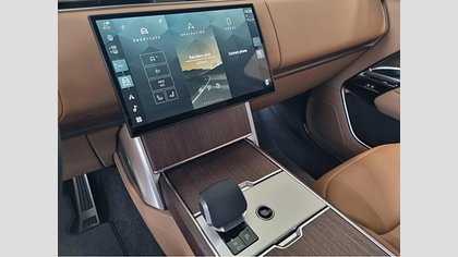 Range Rover 9