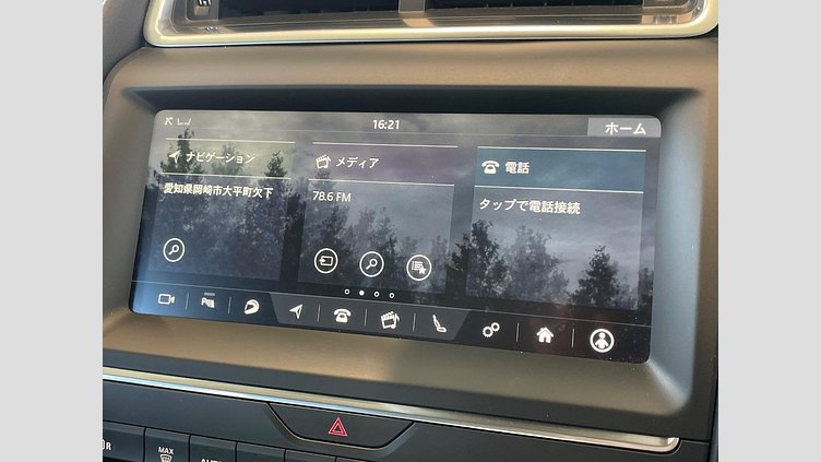 2019 認定中古車 Jaguar E-Pace フジホワイト P200 オートマチック全輪駆動 ベースグレード