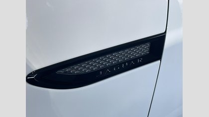 E-Pace 65