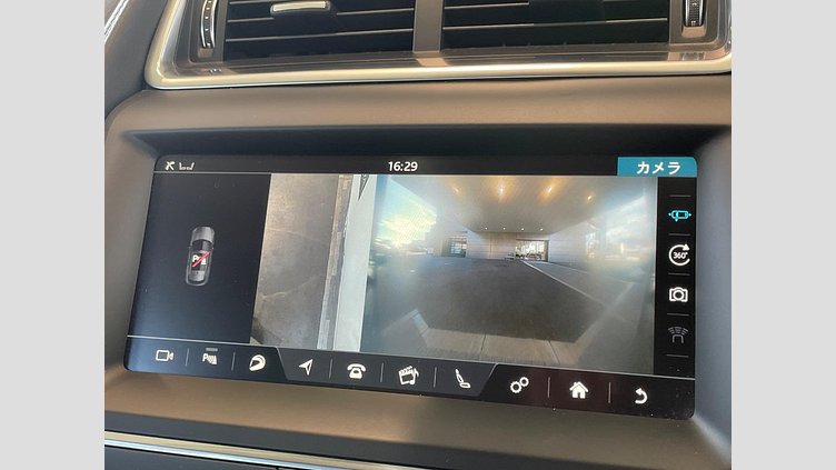 2019 認定中古車 Jaguar E-Pace フジホワイト P200 オートマチック全輪駆動 ベースグレード