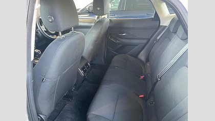 E-Pace 40