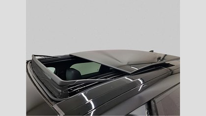 Range Rover Velar 13