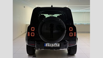 Defender 110 4