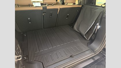 Defender 110 21