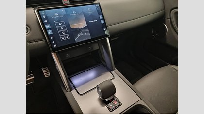 Discovery Sport 10
