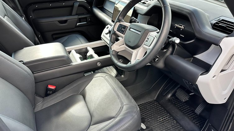 2025 Approved Land Rover Defender 110 Santorini Black AWD D350 X-Dynamic HSE