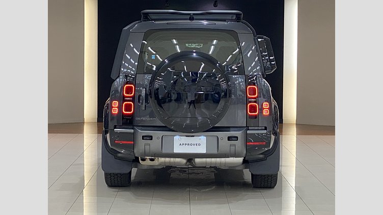 2025 認定中古車 Land Rover Defender 130 Carpathian Grey 3.0 litre i6D​ D350　Outbound