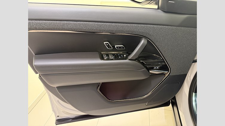 2025 Ny Land Rover Range Rover Sport Borasco Grey P460e Bensin Plug-in Hybrid Kort hjulbas (SWB) SE