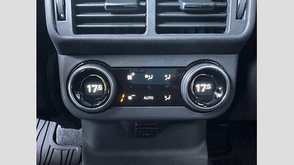 Range Rover Velar 18