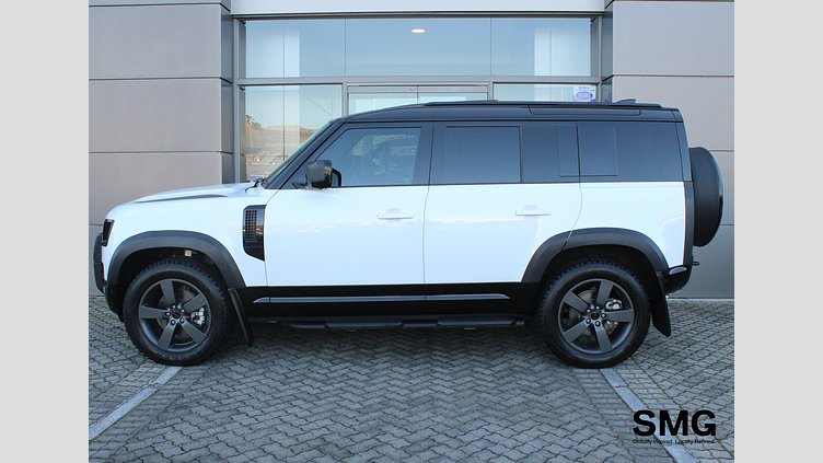 2026 Approved Land Rover Defender 110 Fuji White AWD D250 SE X-DYNAMIC 