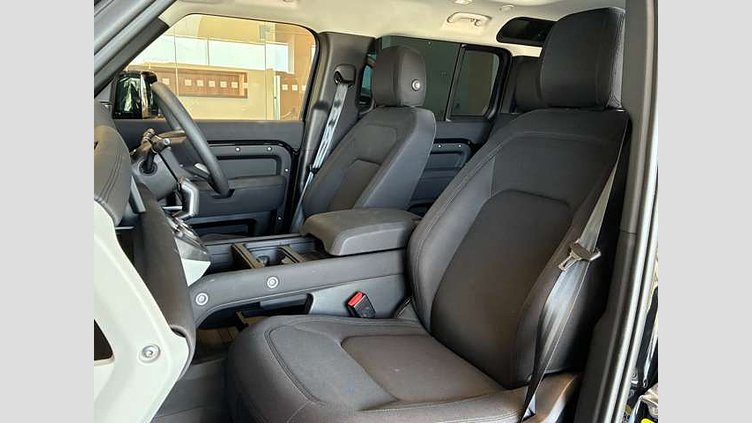 2023 認定中古車 Land Rover Defender 110 サントリーニブラック P300 AWD（AT） 110 S 2.0L P300