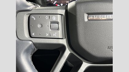 Defender 110 33