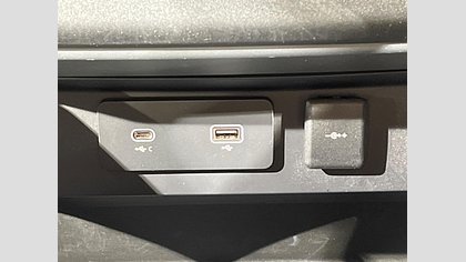 Defender 110 57
