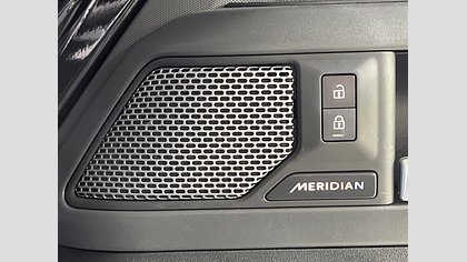 Defender 110 14