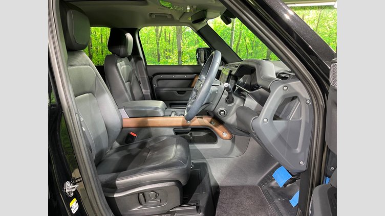 2023 認定中古車 Land Rover Defender 110 サントリーニブラック D300 AWD（AT） X-DYNAMIC HSE