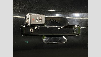 Defender 110 53